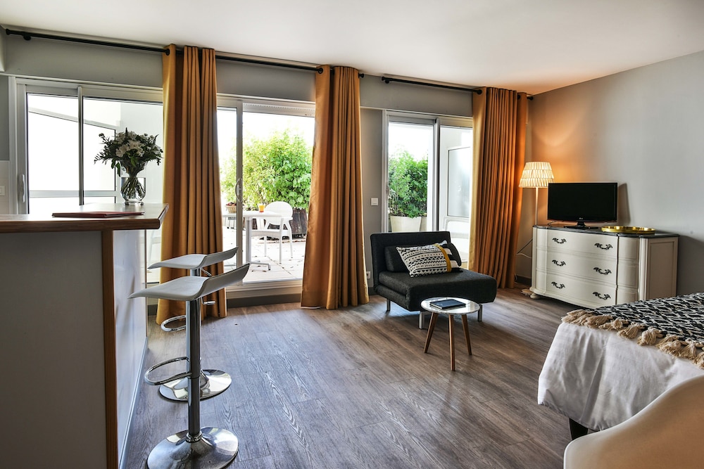 Hotel La Reserve 47/77