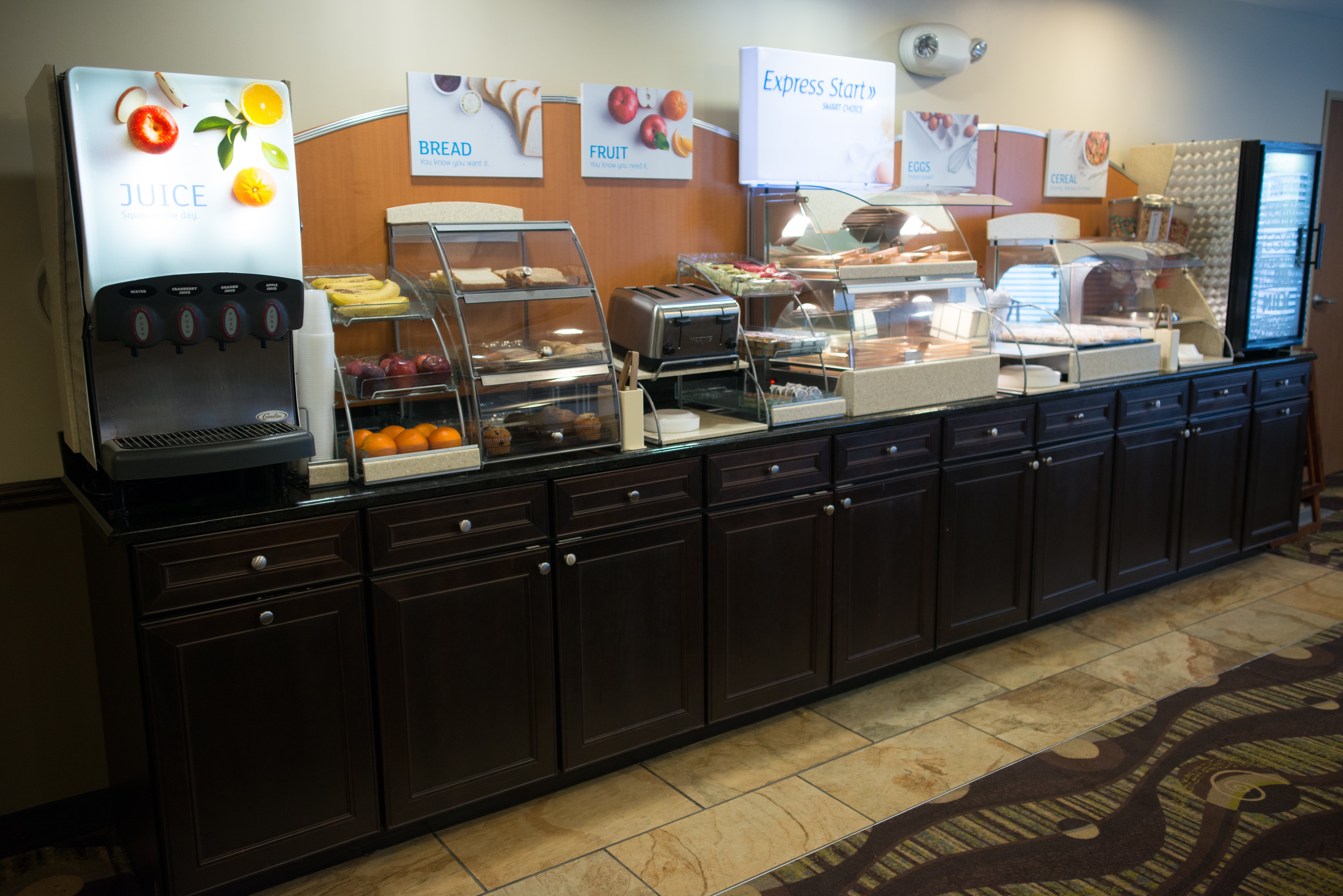Holiday Inn Express Hotel & Suites Northwood 57/71