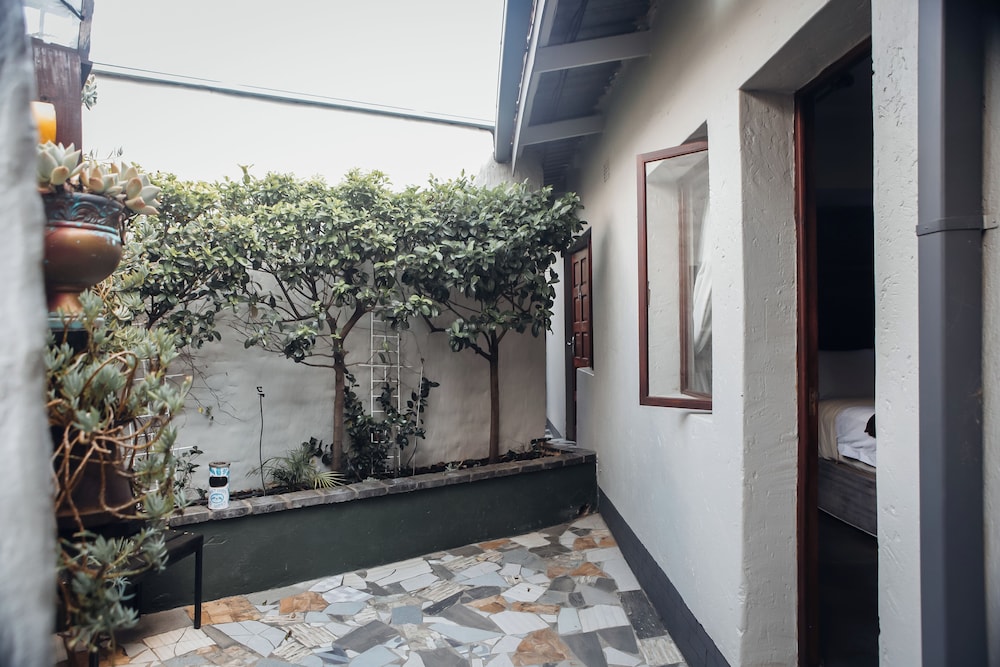 Dara Guest House 14/36