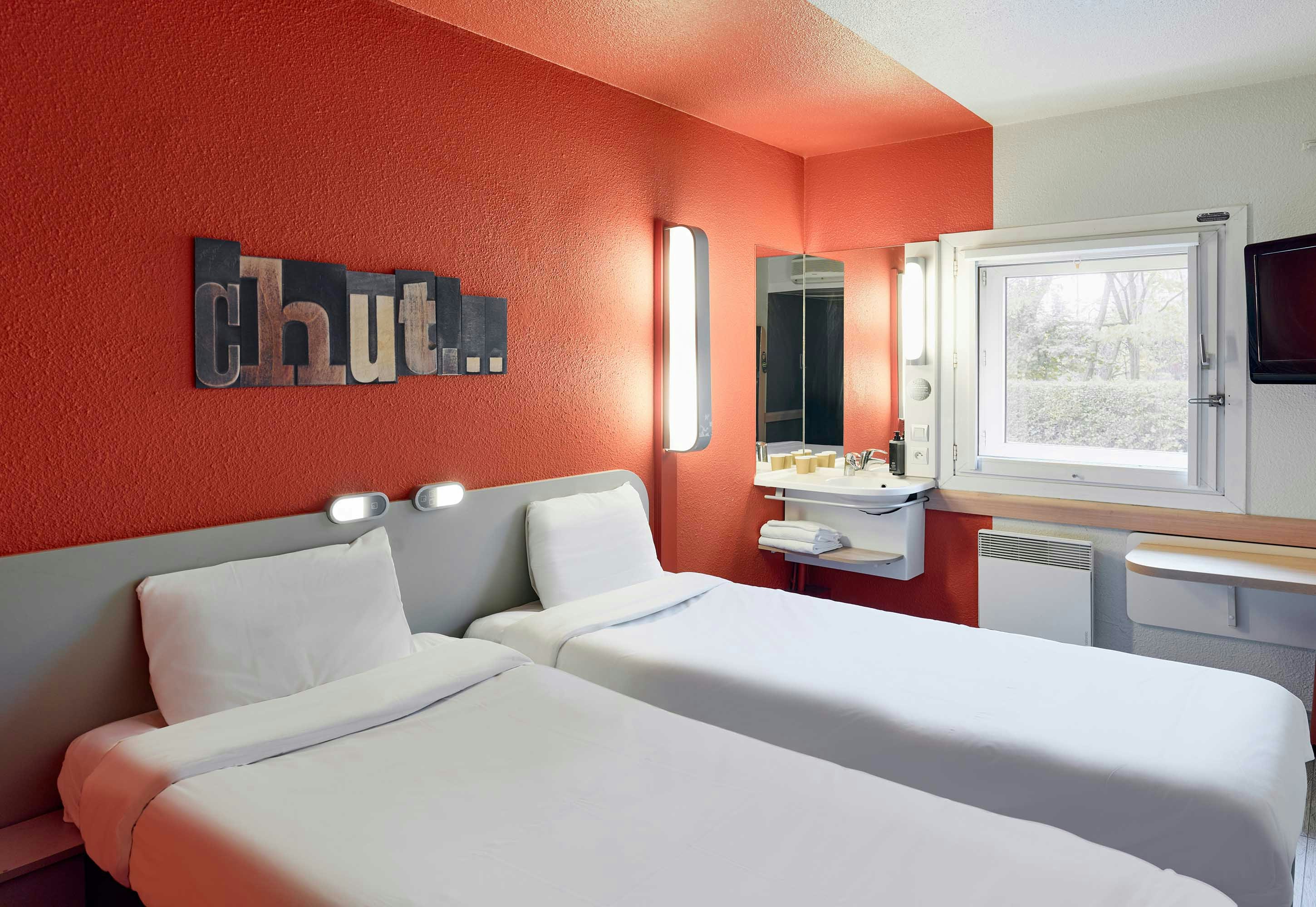 B&B Hotel Viry-Chatillon 6/23