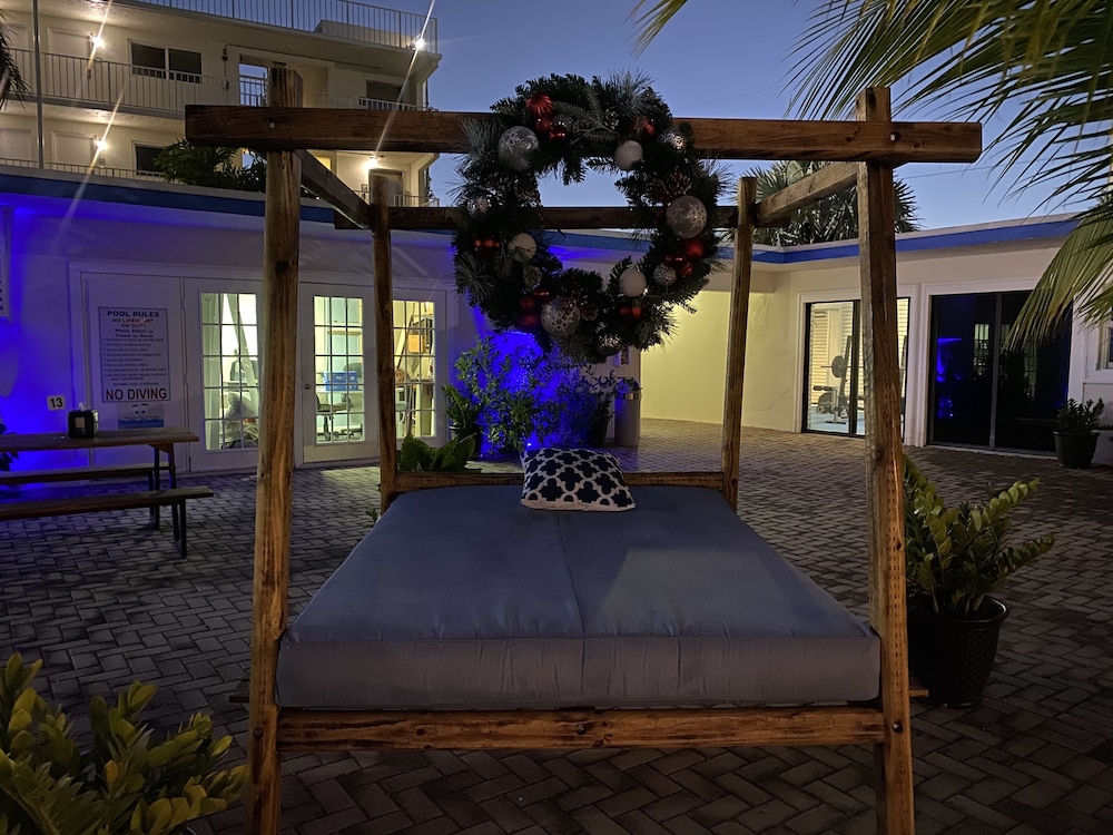 Skipjack Resort Marina 5/70