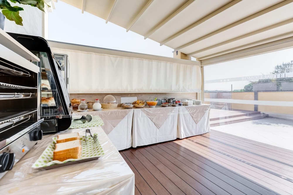 Romoli Hotel 17/39
