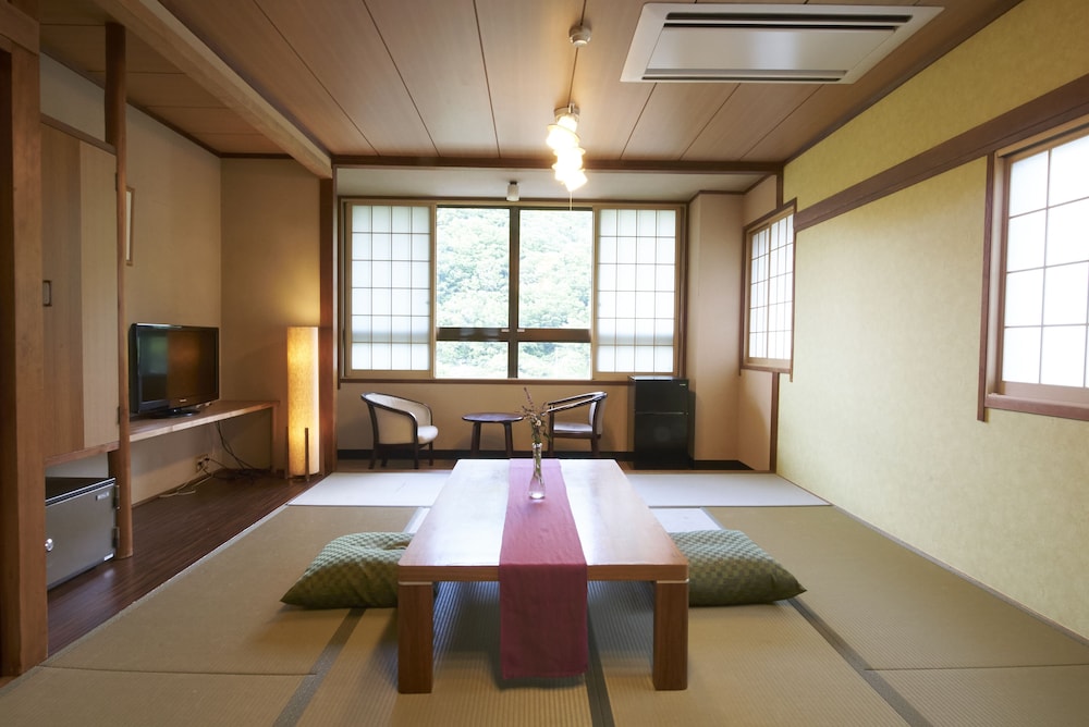Yutoriro Bandai Atami 18/54