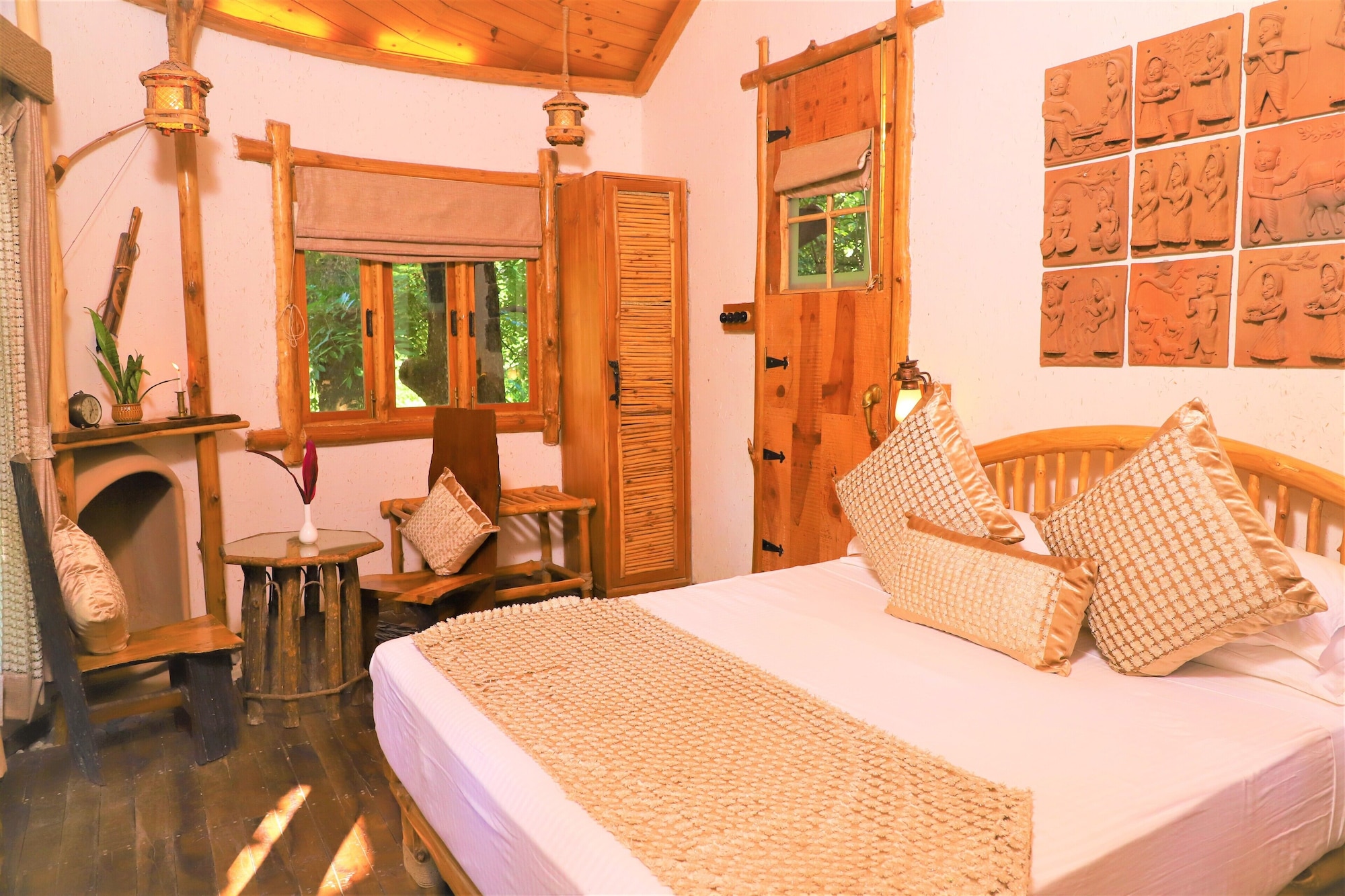 Tree House, Double Bed