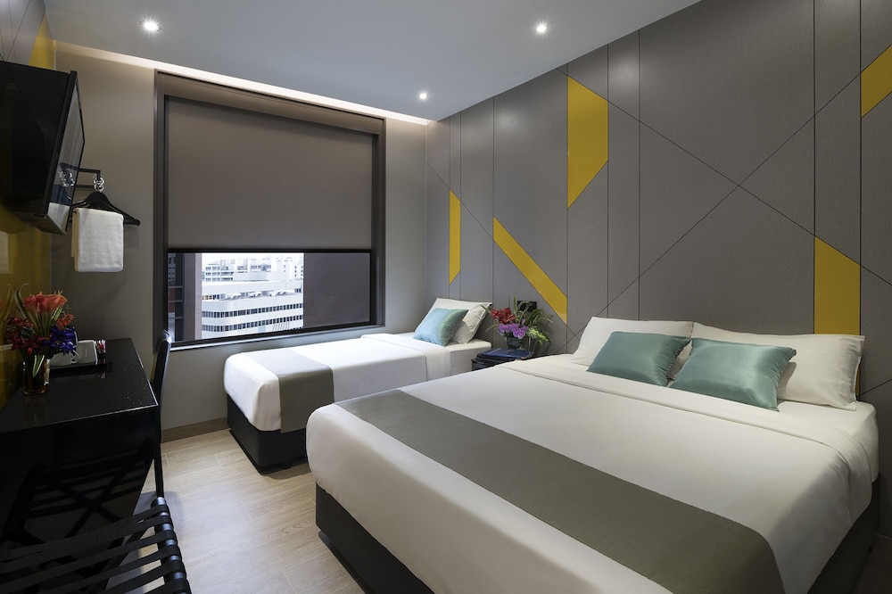 ROOM, TRIPLE