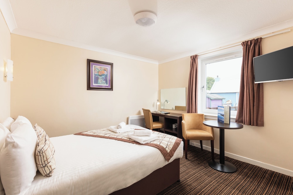 Room at Dunollie Hotel, Strath