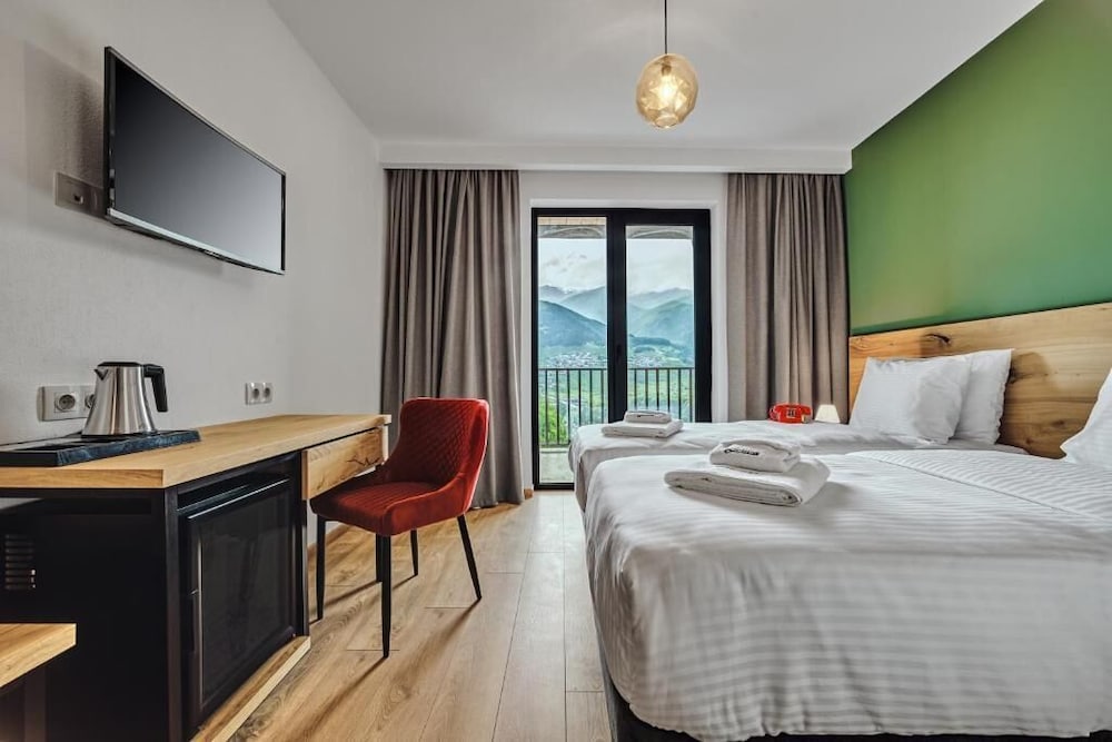 Intourist Kazbegi 16/51