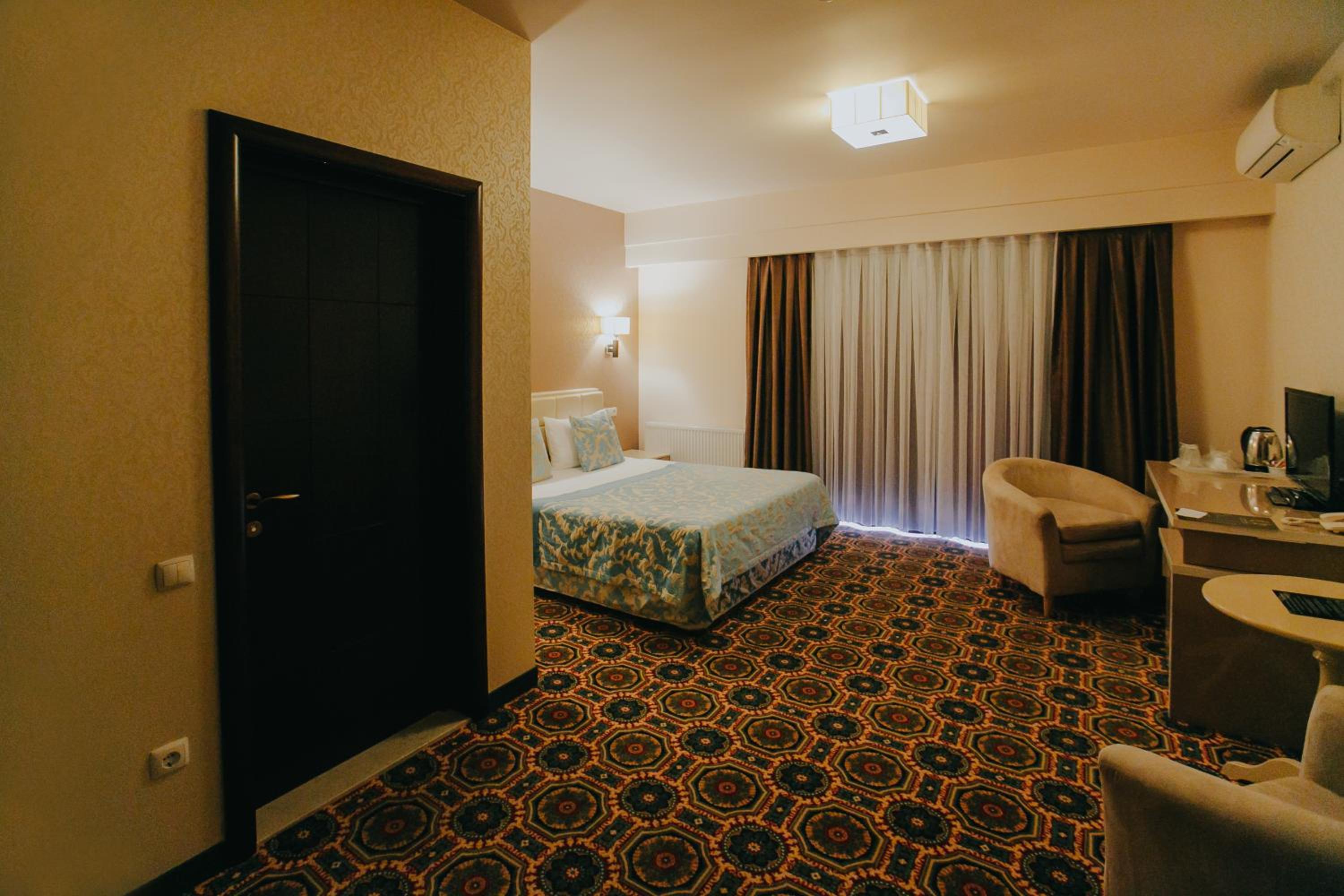 HOTEL ROMANITA 22/56