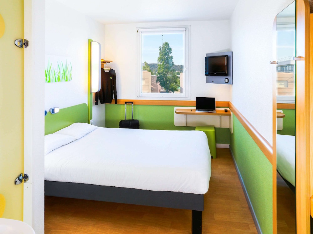 Ibis Budget Marseille Vitrolles 22/69