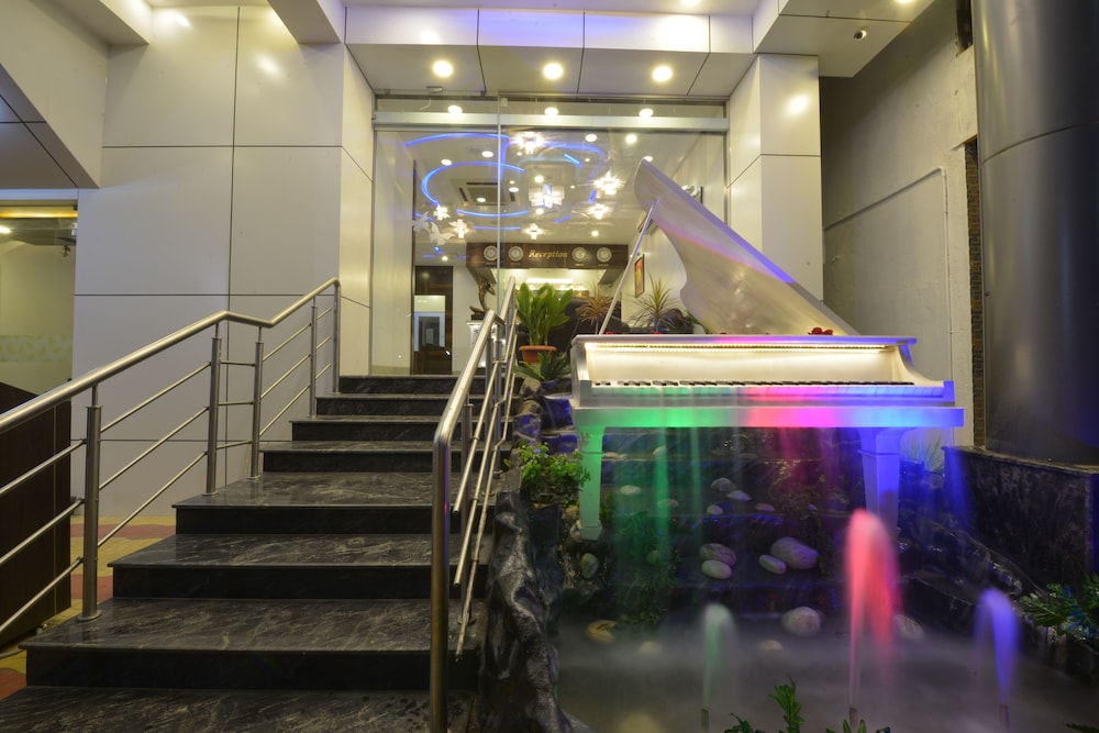 Hotel J P International 24/39