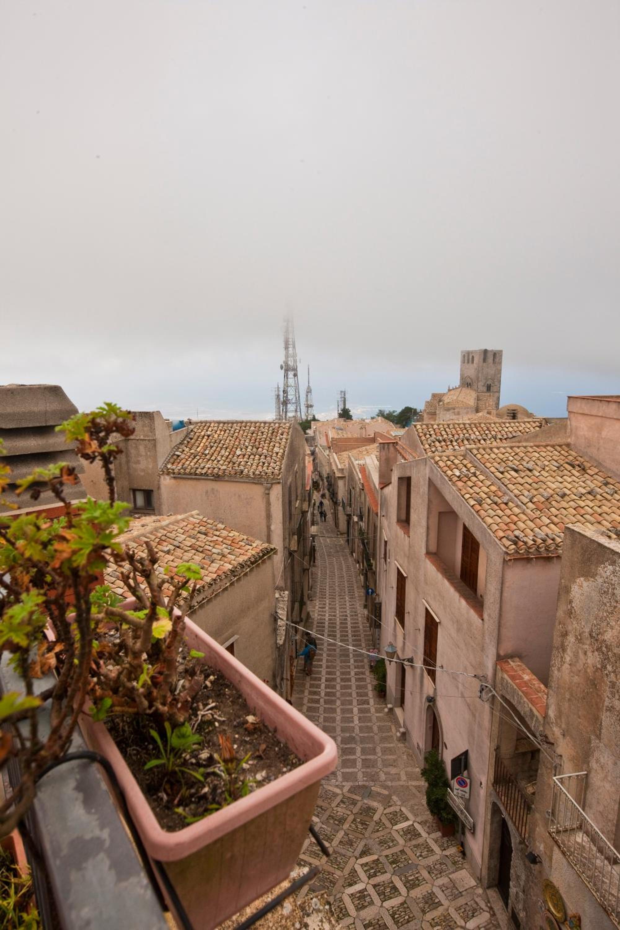 Moderno 28/34