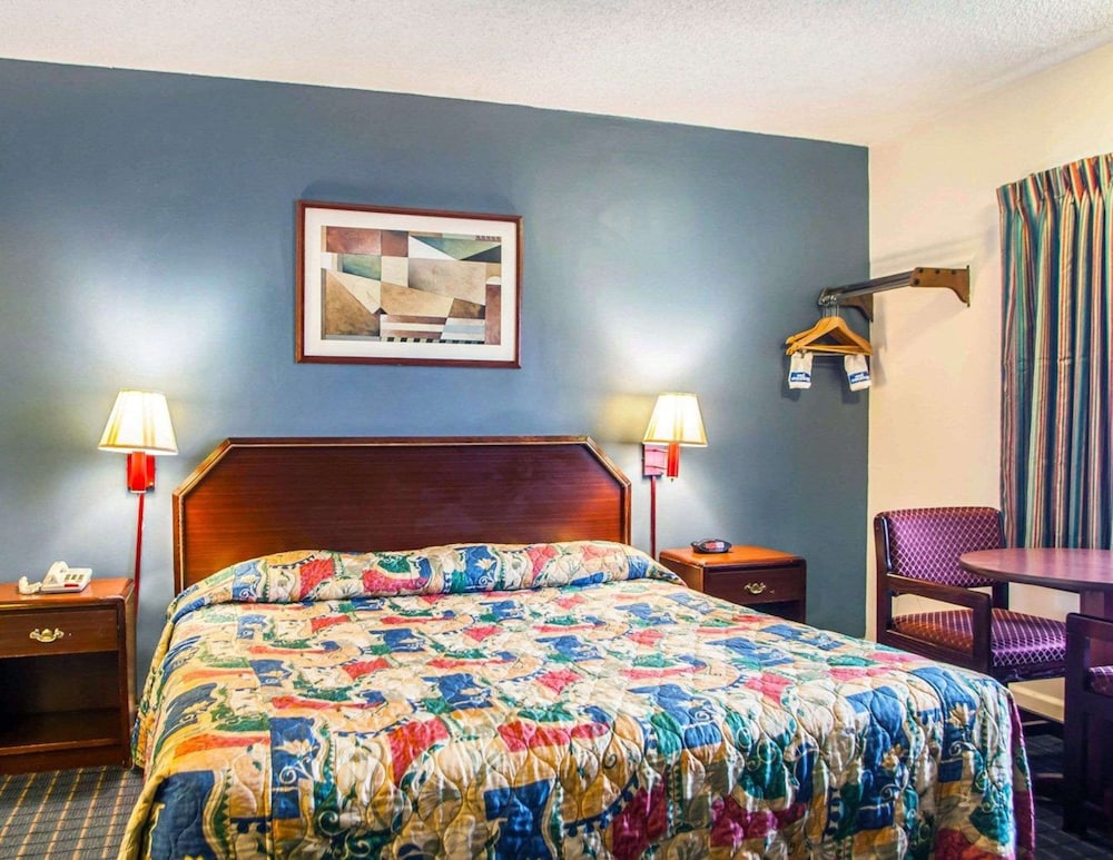 Express Inn -Rahway 17/46