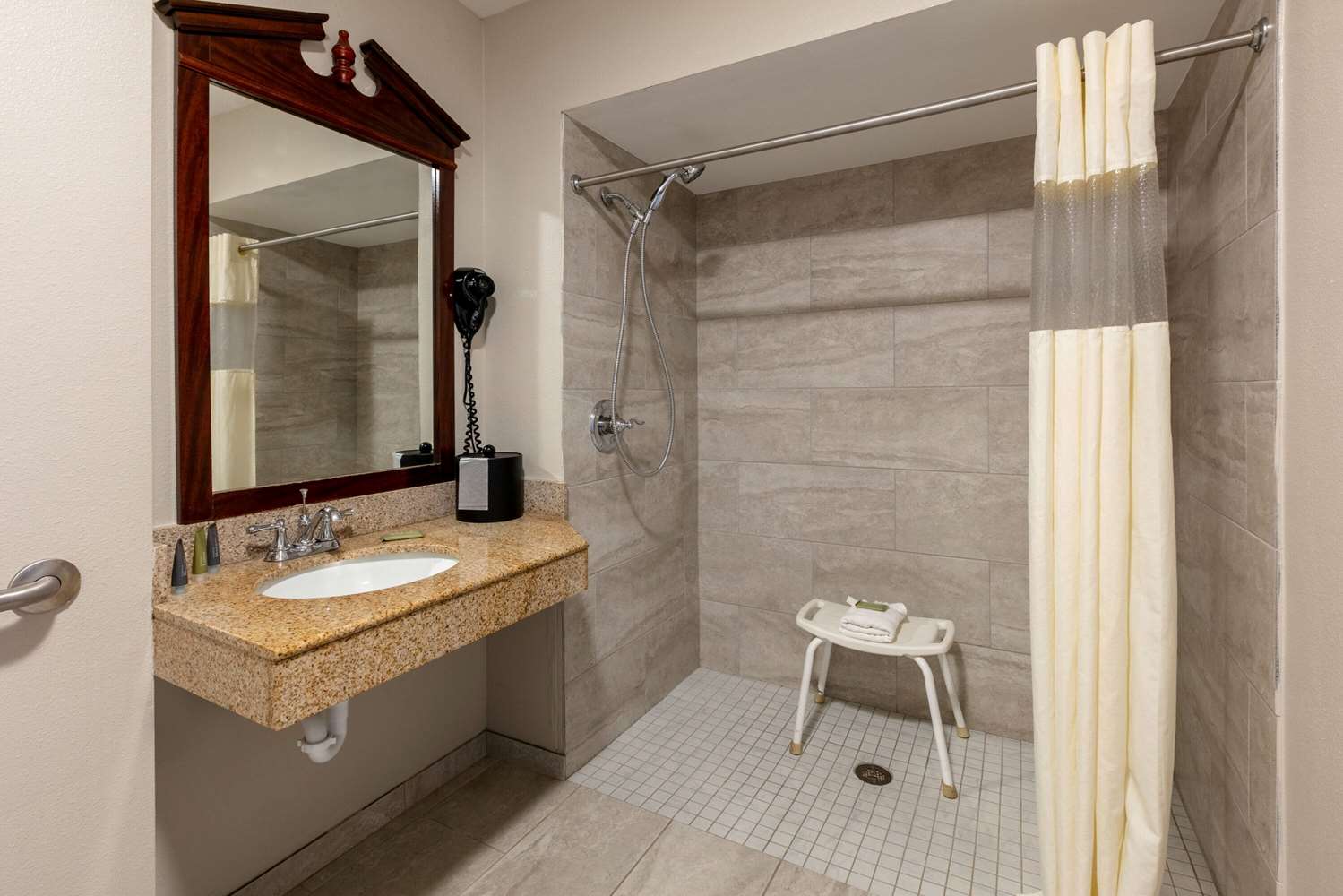 Spark by Hilton DFW North 58/60