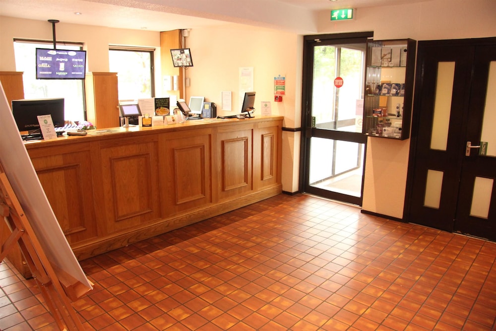 CAMPANILE MILTON KEYNES FENNY STRATFORD 2/25