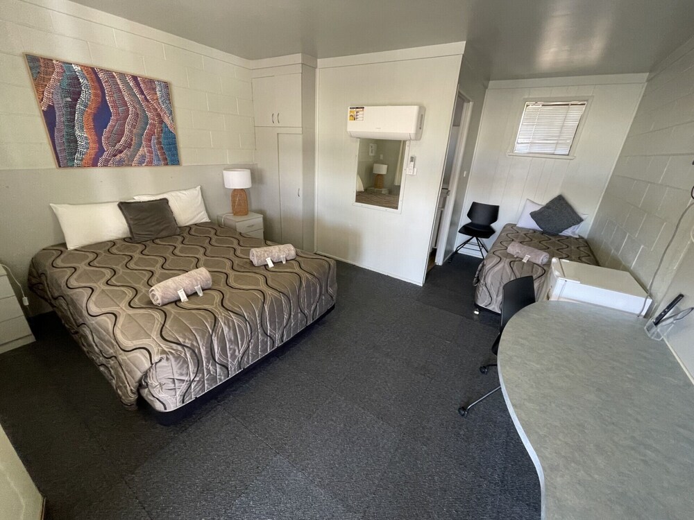 Hatton Vale Motel 13/41