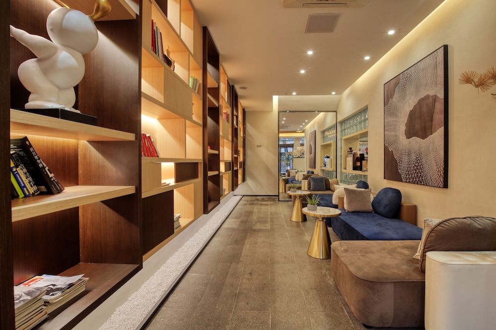 Guilin Zheng Yang Inn 37/57