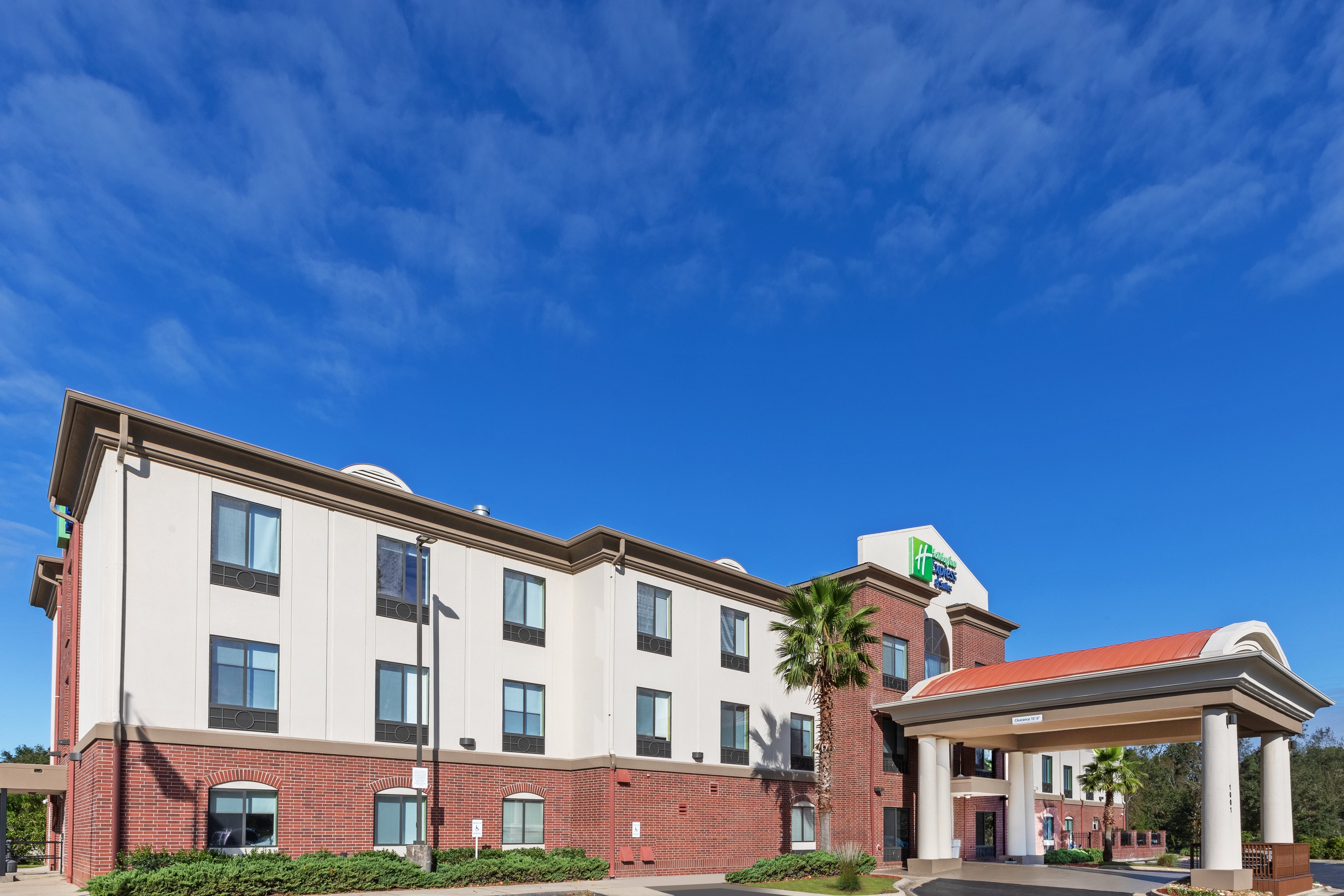 Holiday Inn Express Hotel and Suites Picayune-Stennis Space Cntr 7/68