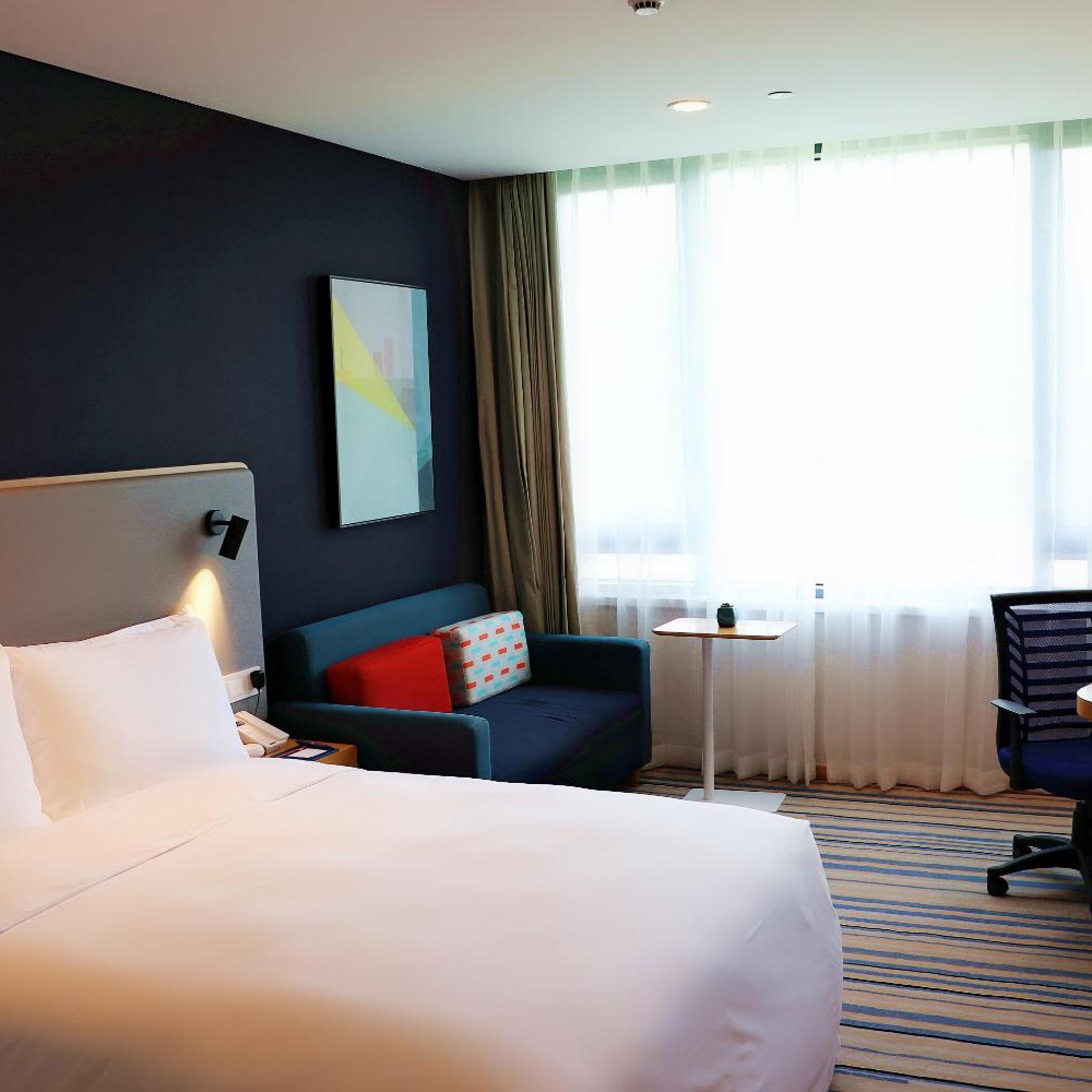 غرفة قياسية بسرير كينج وسرير كوين، HOLIDAY INN WUXI TAIHU NEW CITY 3/4