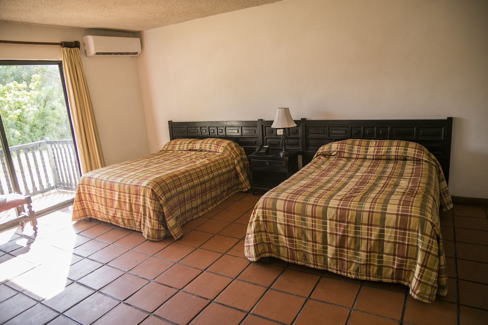 Hotel Playa De Cortes 21/61