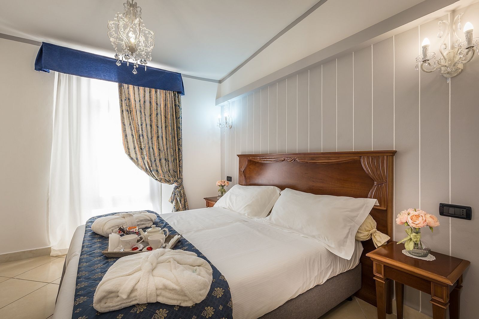1 BEDROOM, DELUXE, QUADRUPLE
