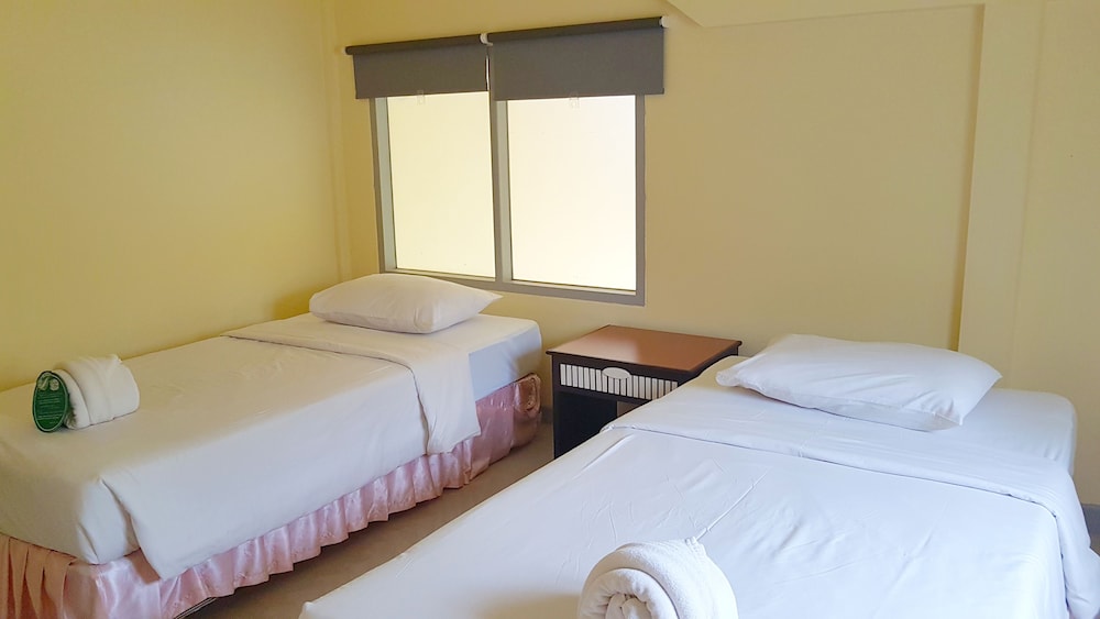 Brookside Valley Resort 23/77