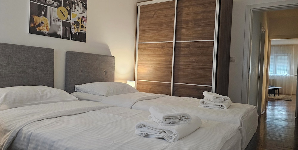 Novel Inn 22/78