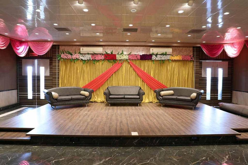 HOTEL JAWAHAR 33/54