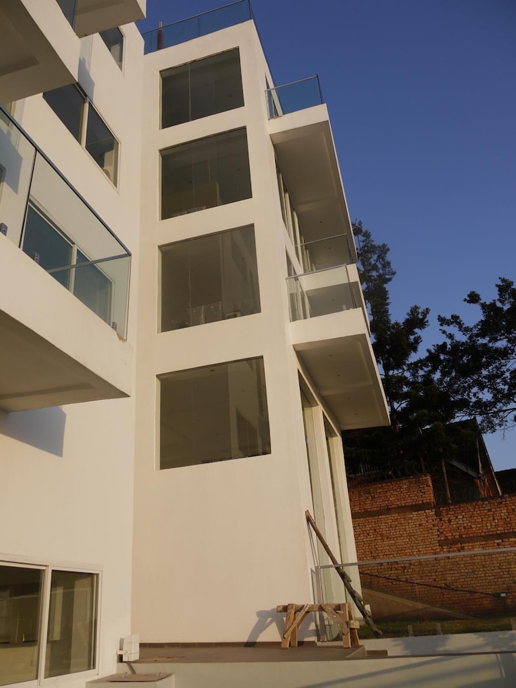 The Seventeen Apartment Hotel 6/37