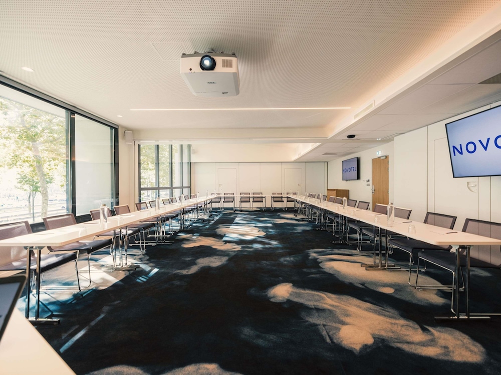 NOVOTEL LE HAVRE CENTRE GARE 31/67