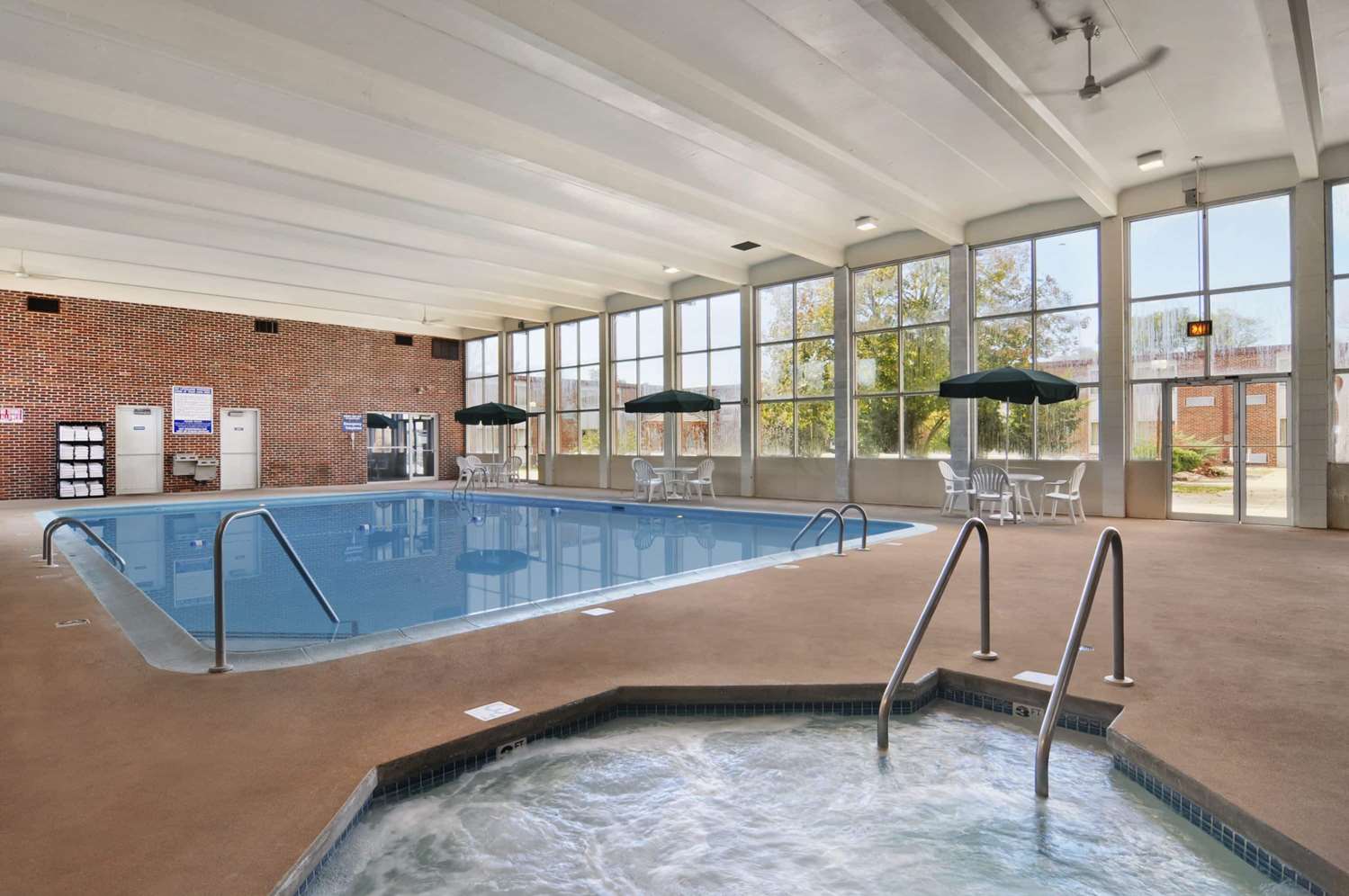 Blue Way Inn La Crosse Extended Stay 12/29