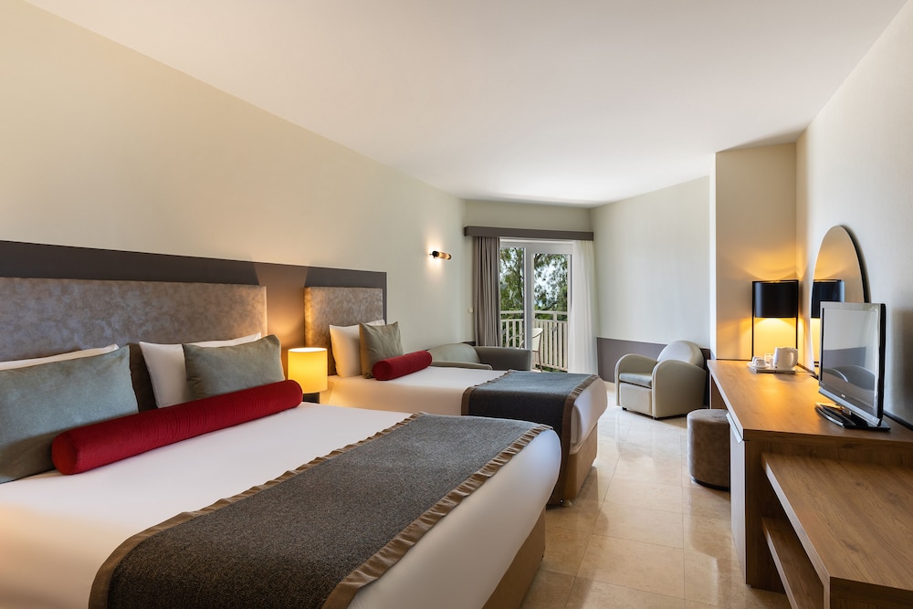 STANDARD LARGE ROOM