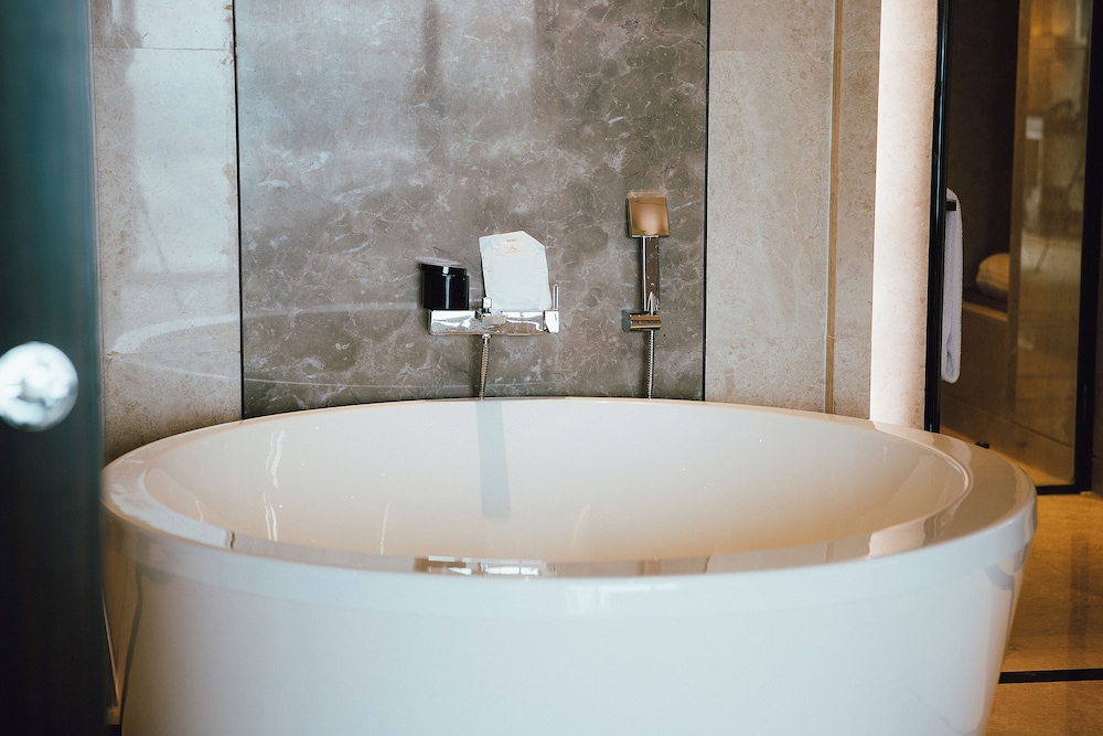 Junluxe Hotel Guangzhou Zengcheng 56/57