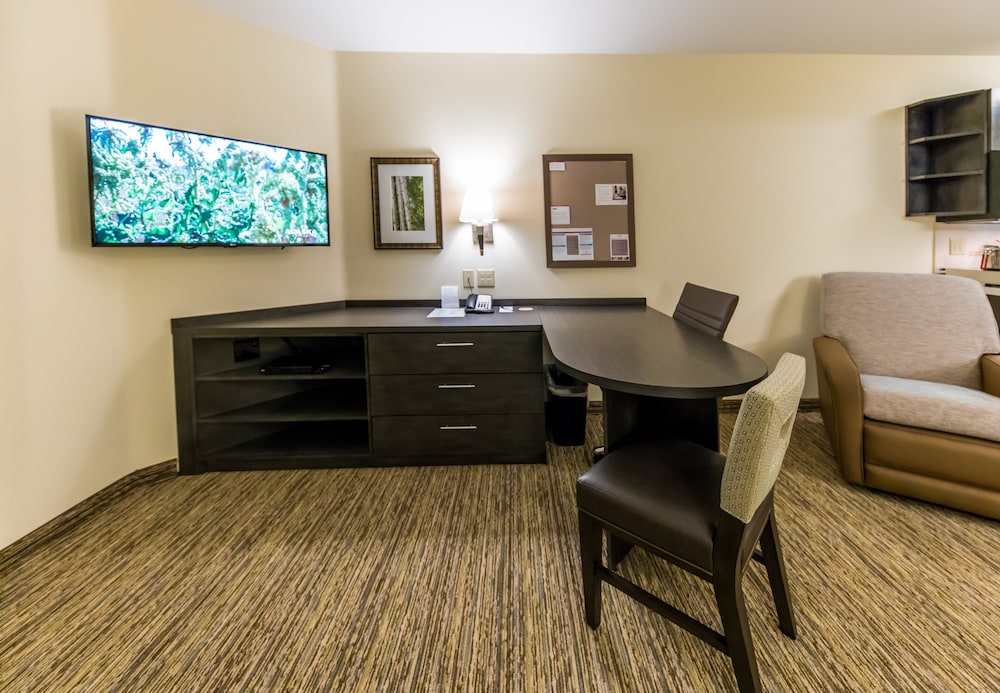 Candlewood Suites FAIRBANKS 38/79