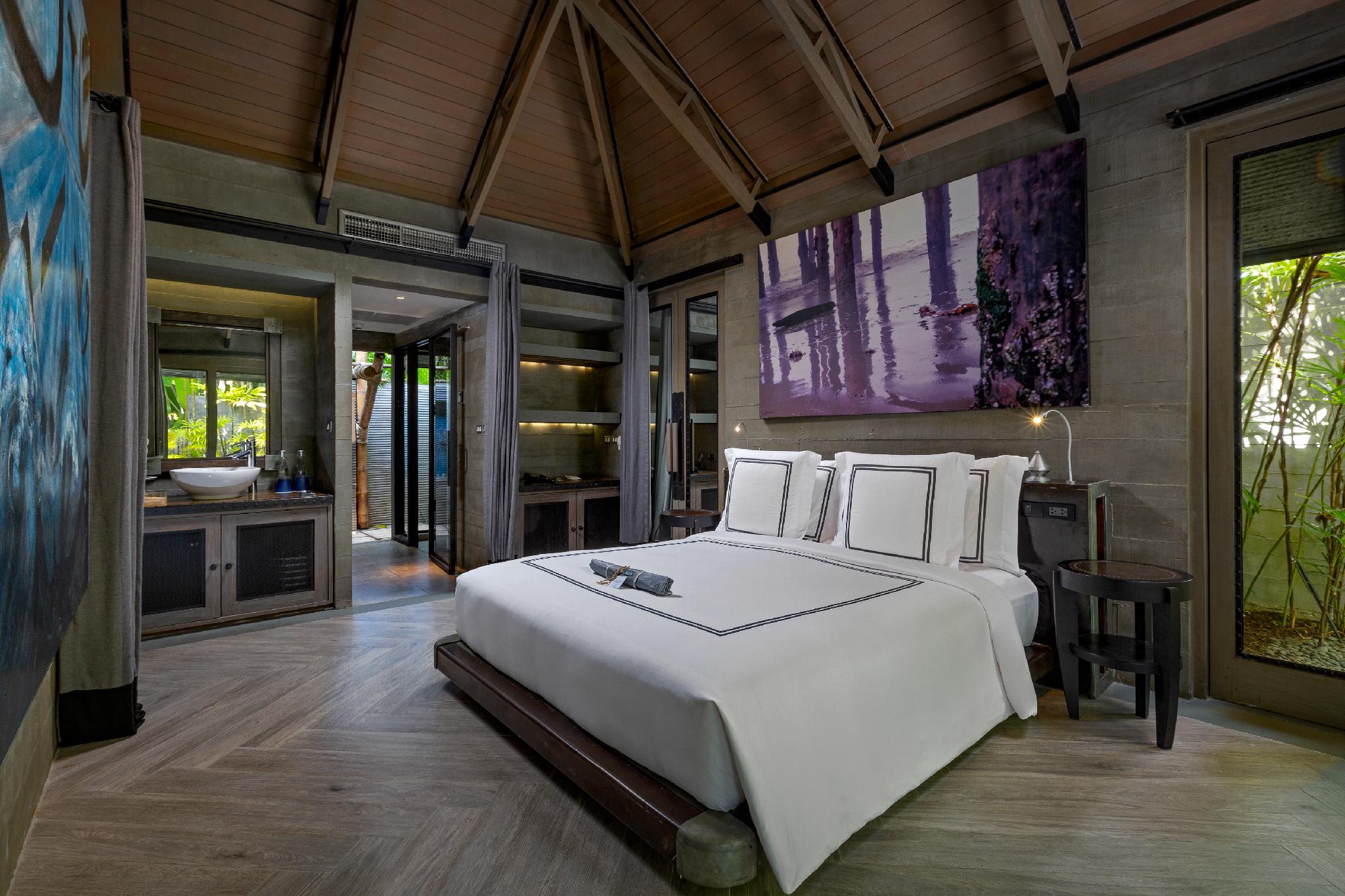 2 Bedrooms, Family, Villa, King Bed, with Pool