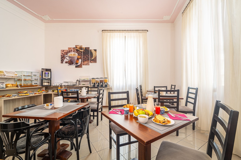 LILIUM HOTEL 50/65