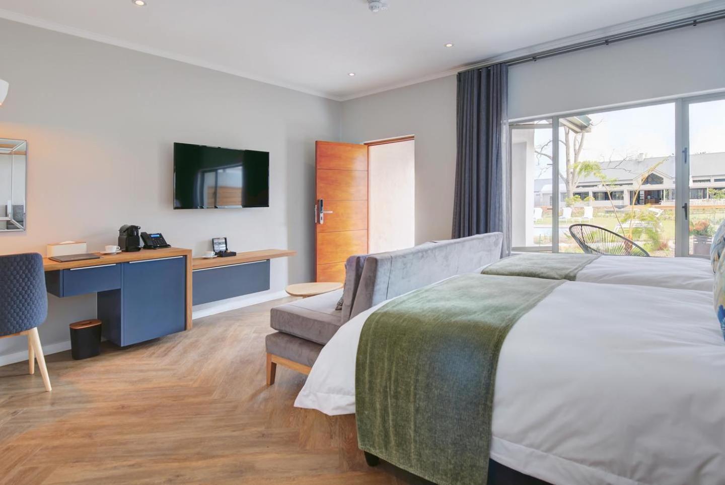 Superior, Double or Twin Bed, Garden View