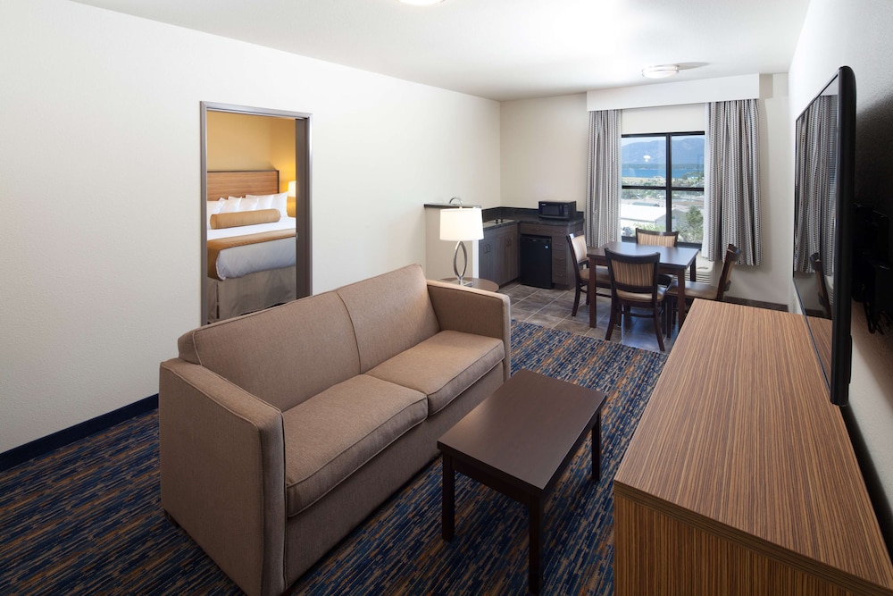 Red Lion Ridgewater Inn Suites Polson 15/28
