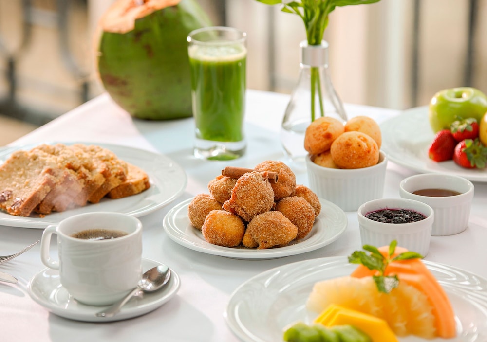Estanplaza Nacoes Unidas 72/75