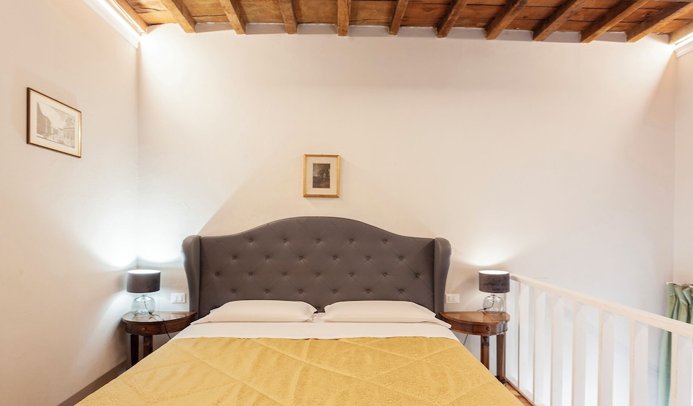 1 BEDROOM, DUPLEX