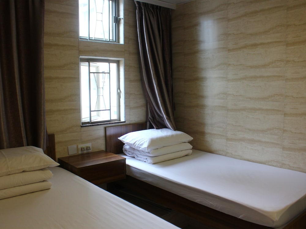 Kong Hing Guest House 49/67