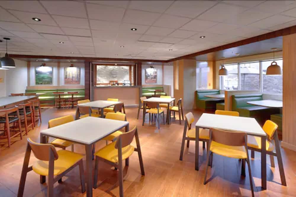Fairfield Inn & Suites By Marriott Fort Smith 33/42