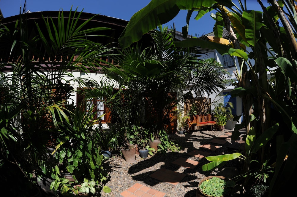 Lotus Villa Boutique Hotel 46/49