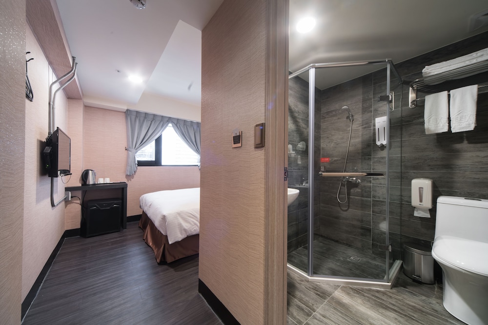 Hotel Fun - Linsen Branch 50/50