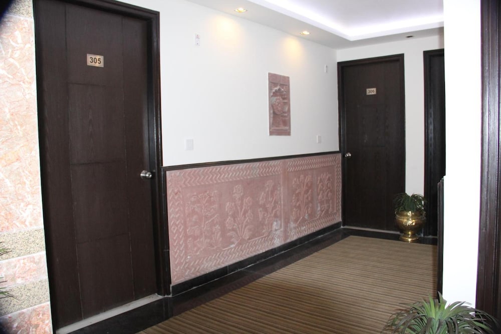 Lords Eco Inn Gandhidham 1/23