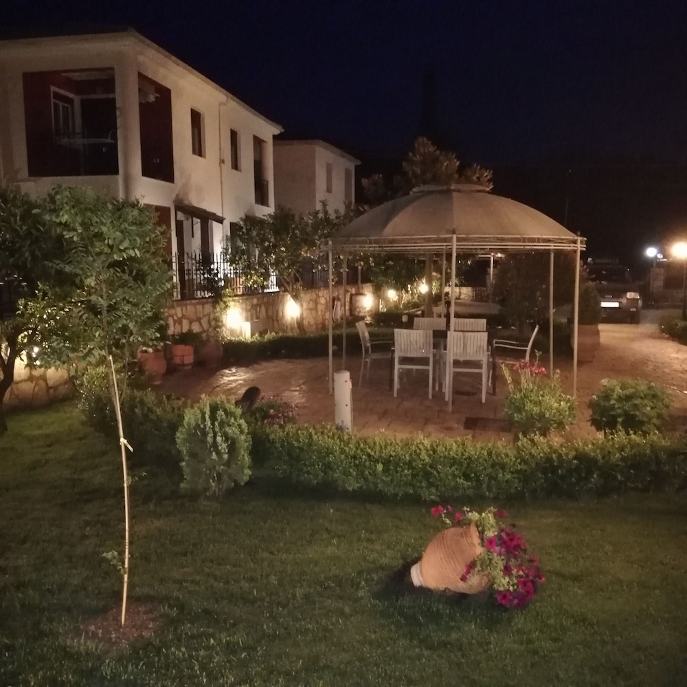 Delphin Rooms Sivota 33/50