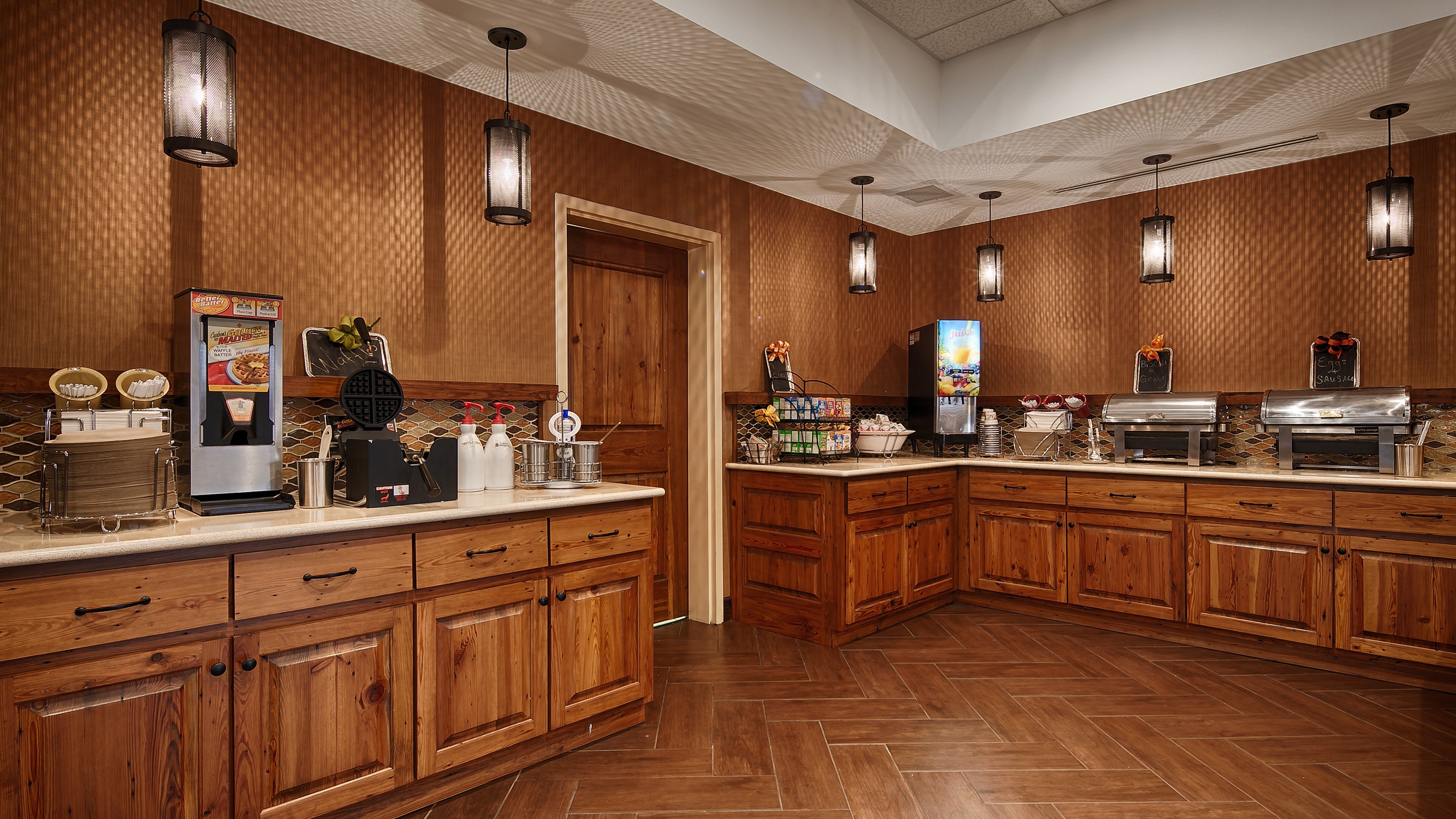 Best Western Colonial Inn 11/21