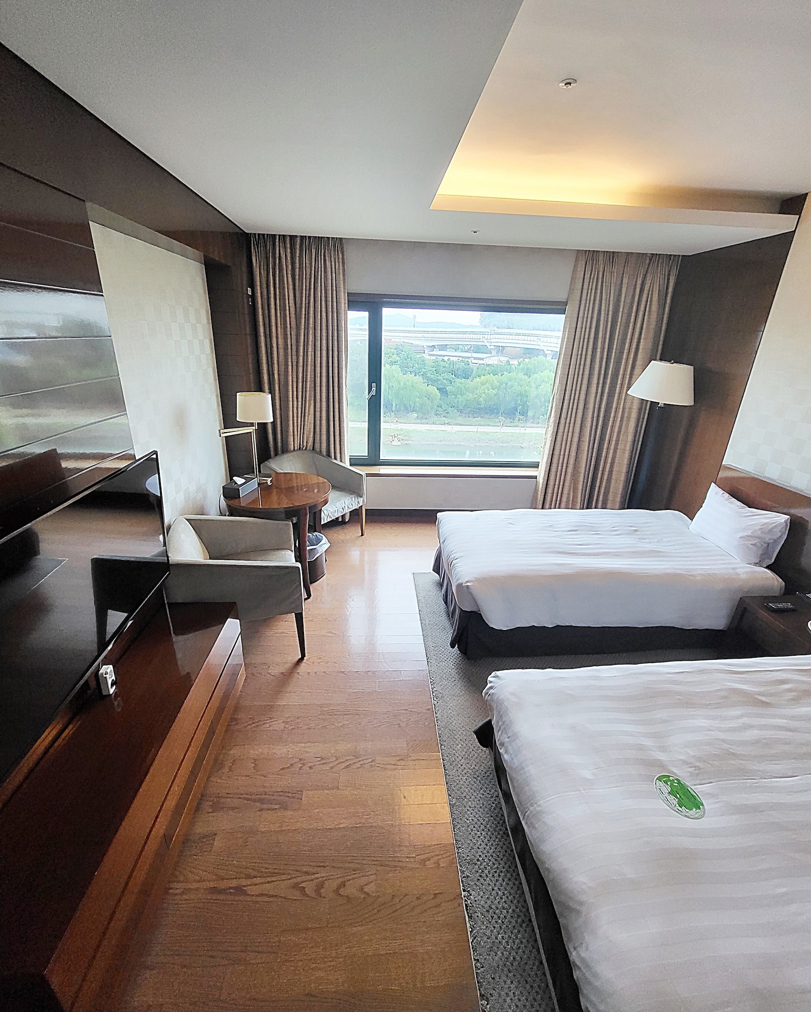 STANDARD, TWIN BEDS