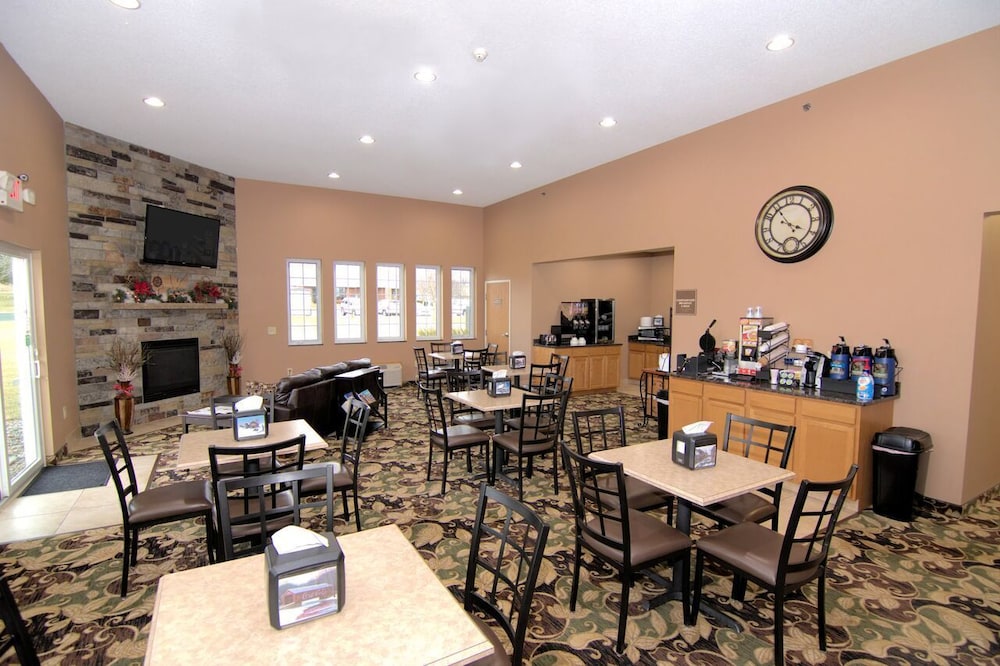 Rock Island Inn Suites 33/44