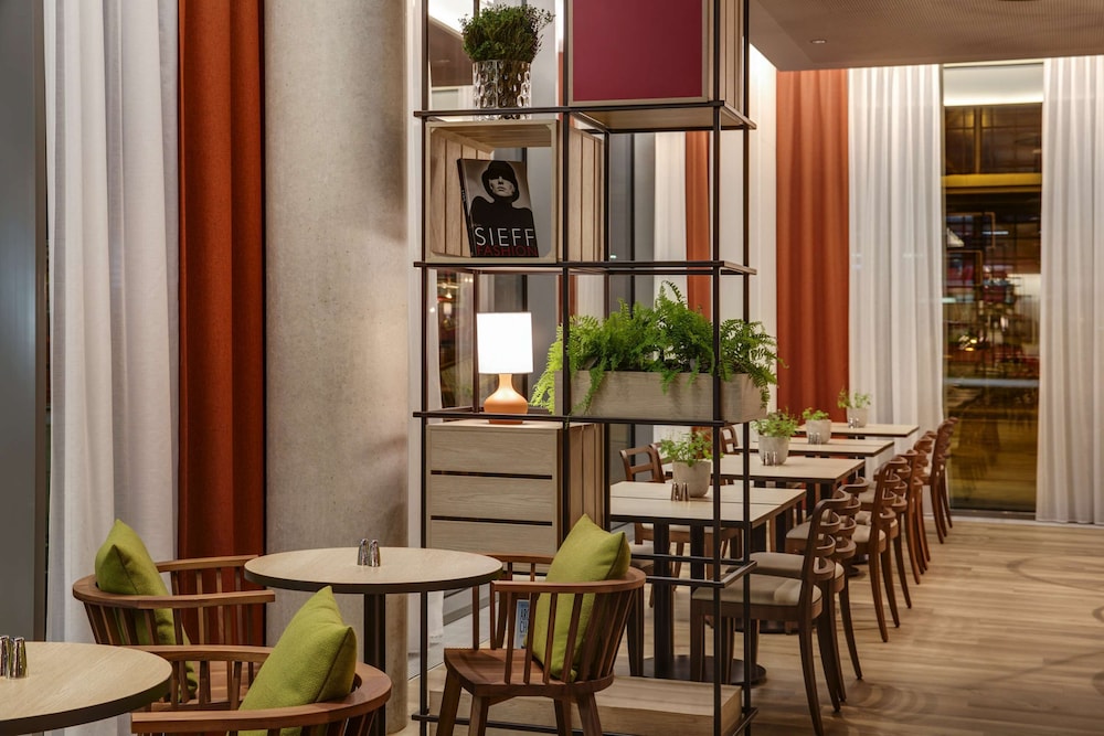 Intercity Hotel Frankfurt Hauptbahnhof Sud 37/48