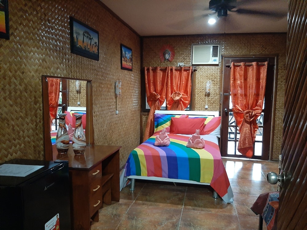 Lala Panzi Bed And Breakfast 33/64